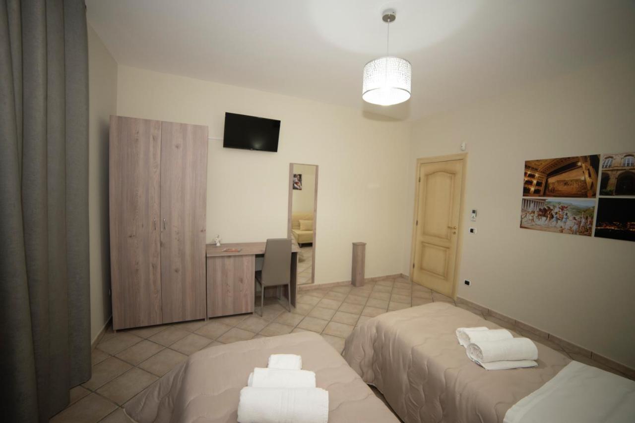 B&B La Terrazza Degli Scrittori Racalmuto ภายนอก รูปภาพ