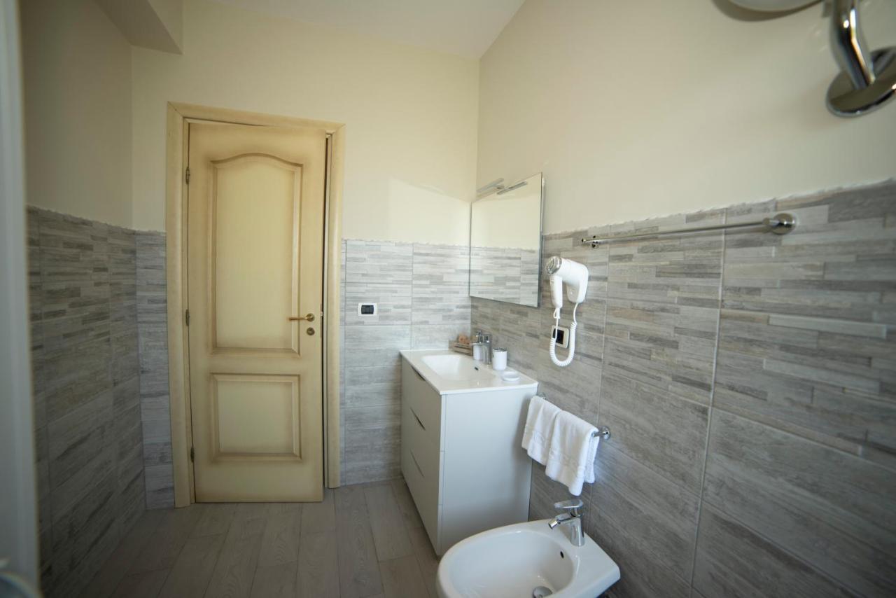 B&B La Terrazza Degli Scrittori Racalmuto ภายนอก รูปภาพ