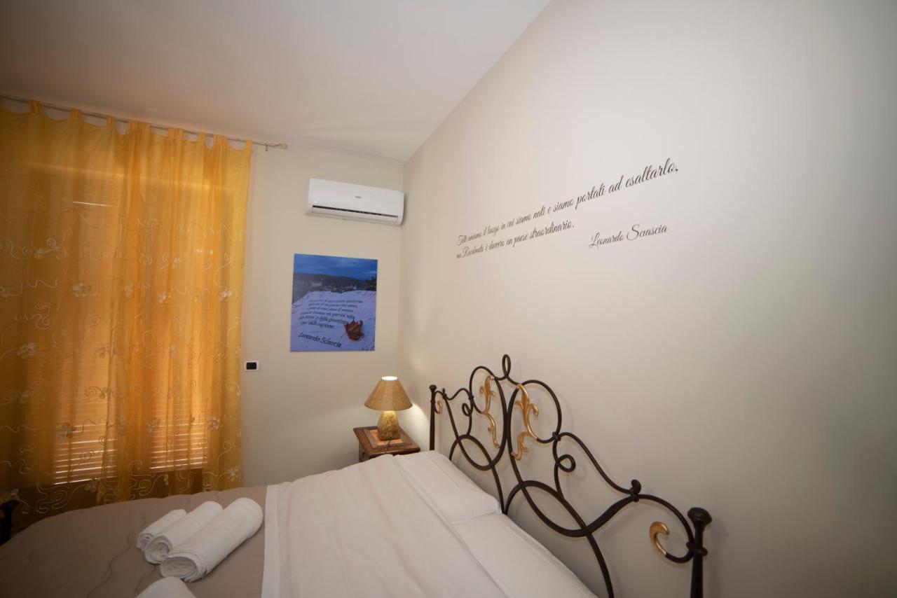 B&B La Terrazza Degli Scrittori Racalmuto ภายนอก รูปภาพ