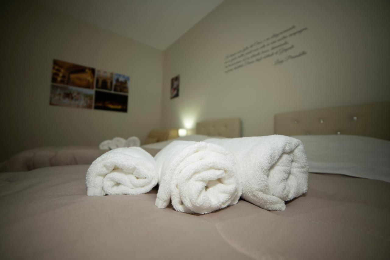 B&B La Terrazza Degli Scrittori Racalmuto ภายนอก รูปภาพ