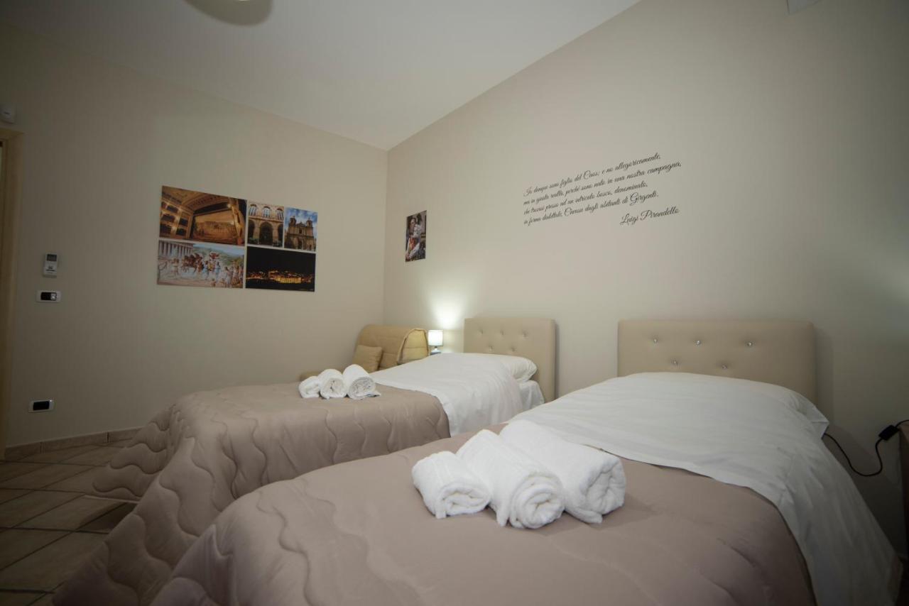 B&B La Terrazza Degli Scrittori Racalmuto ภายนอก รูปภาพ