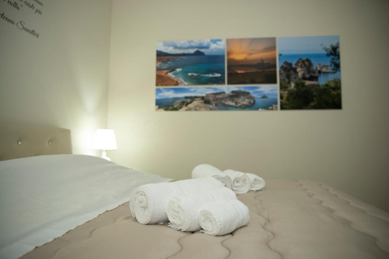 B&B La Terrazza Degli Scrittori Racalmuto ภายนอก รูปภาพ