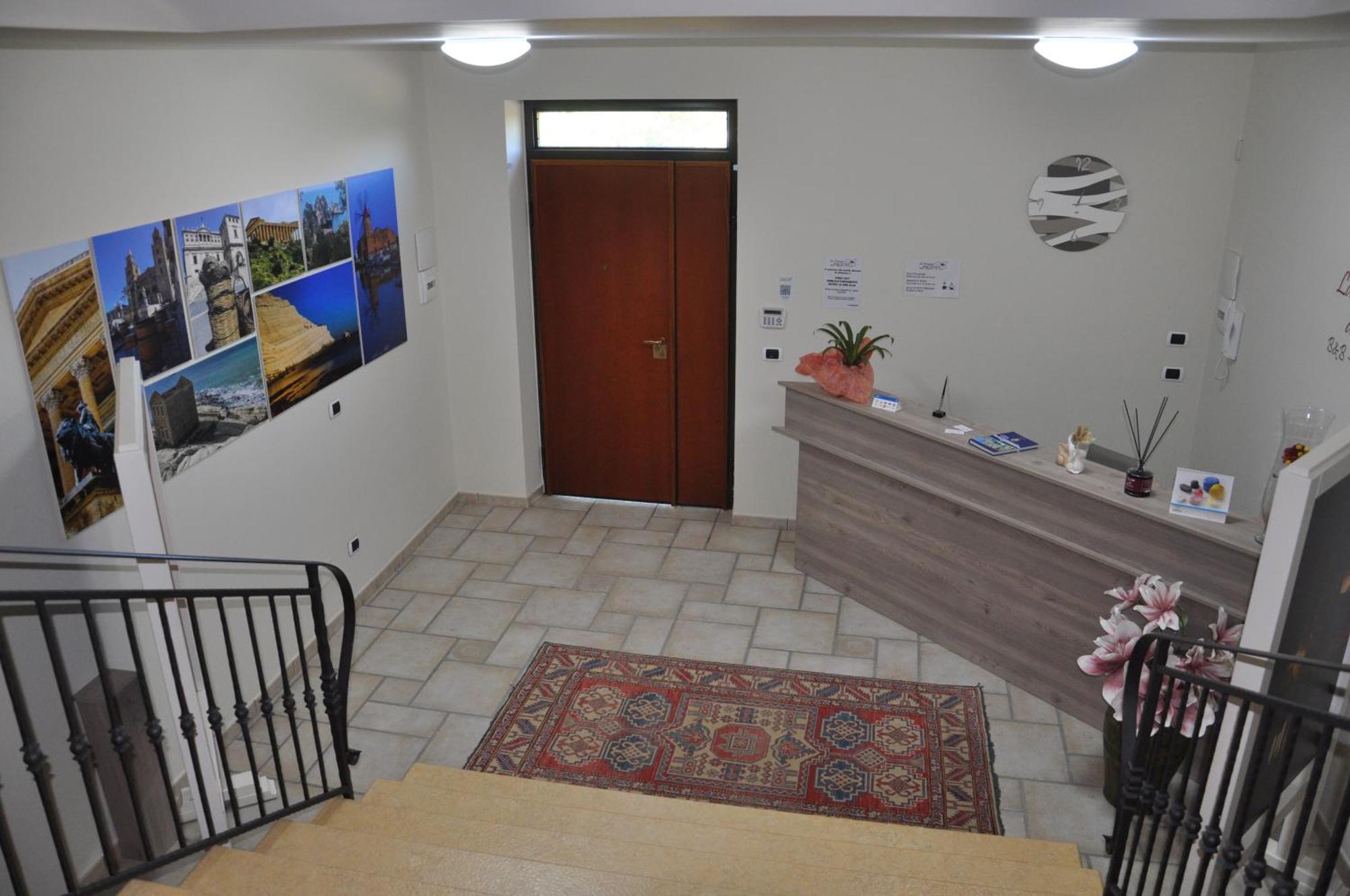 B&B La Terrazza Degli Scrittori Racalmuto ภายนอก รูปภาพ