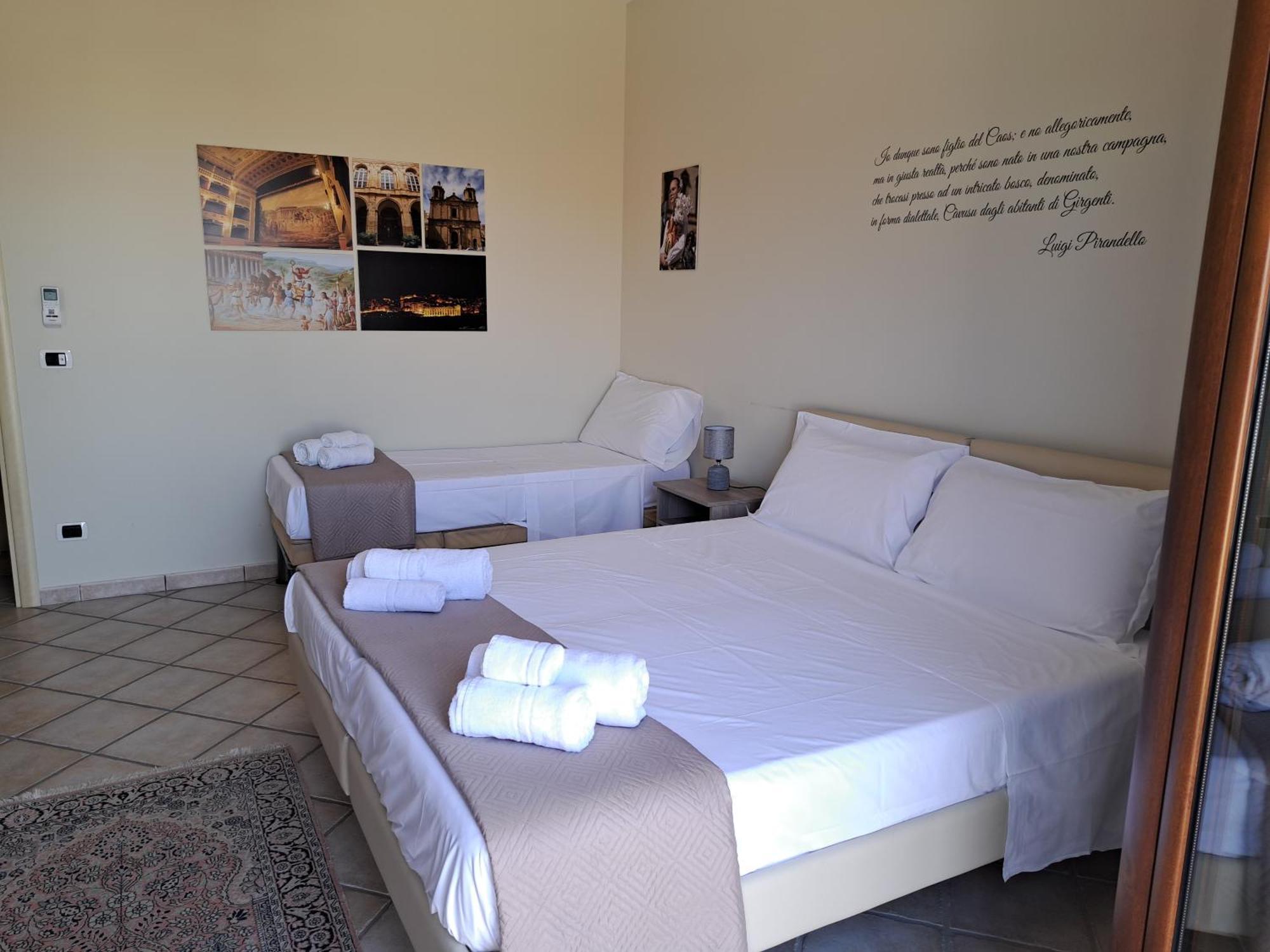 B&B La Terrazza Degli Scrittori Racalmuto ภายนอก รูปภาพ